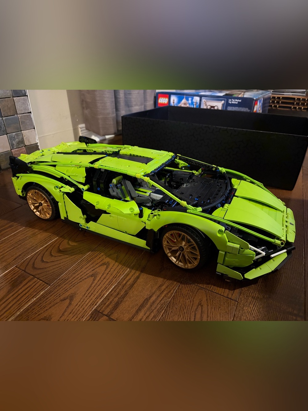 LEGO Technic Lamborghini Sián (#42115)